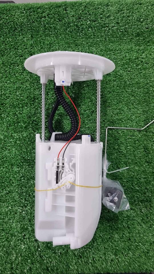 NEW TOYOTA HILUX 2005-2015 D4D FUEL CARRIAGE - Private Seller NEW TOYOTA HILUX 2005-2015 D4D FUEL CARRIAGE - Private Seller