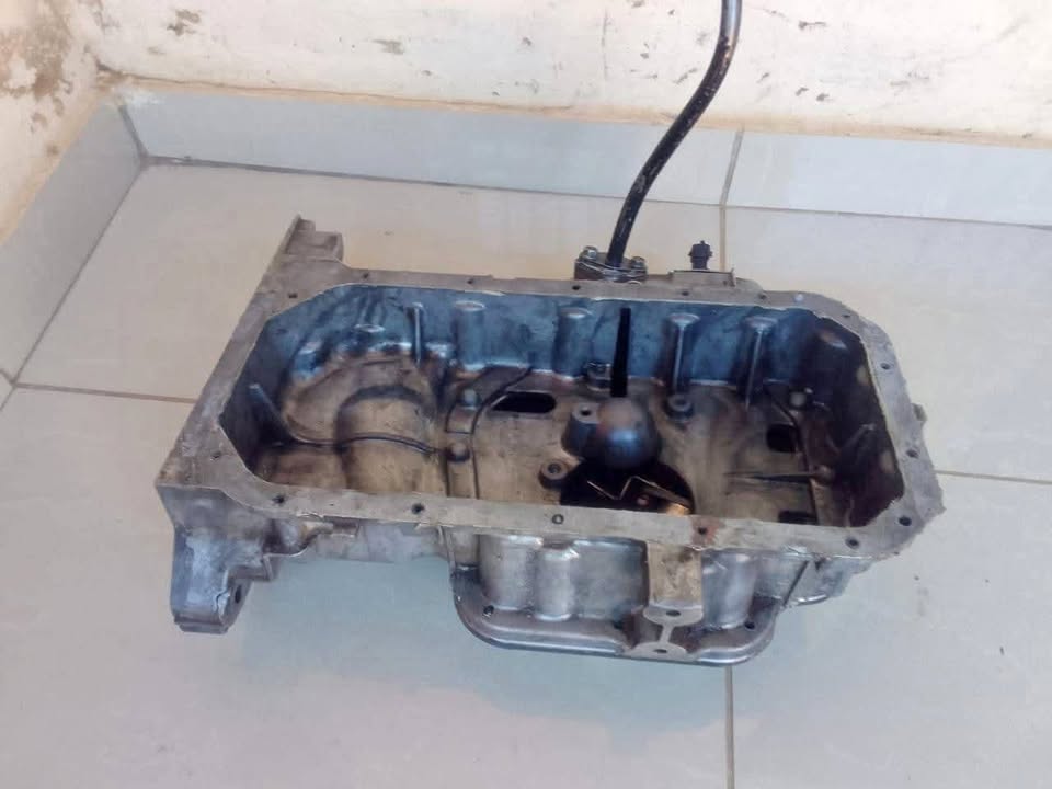 Opel Corsa Utility 1.7Dti Oil Sump - Private Seller