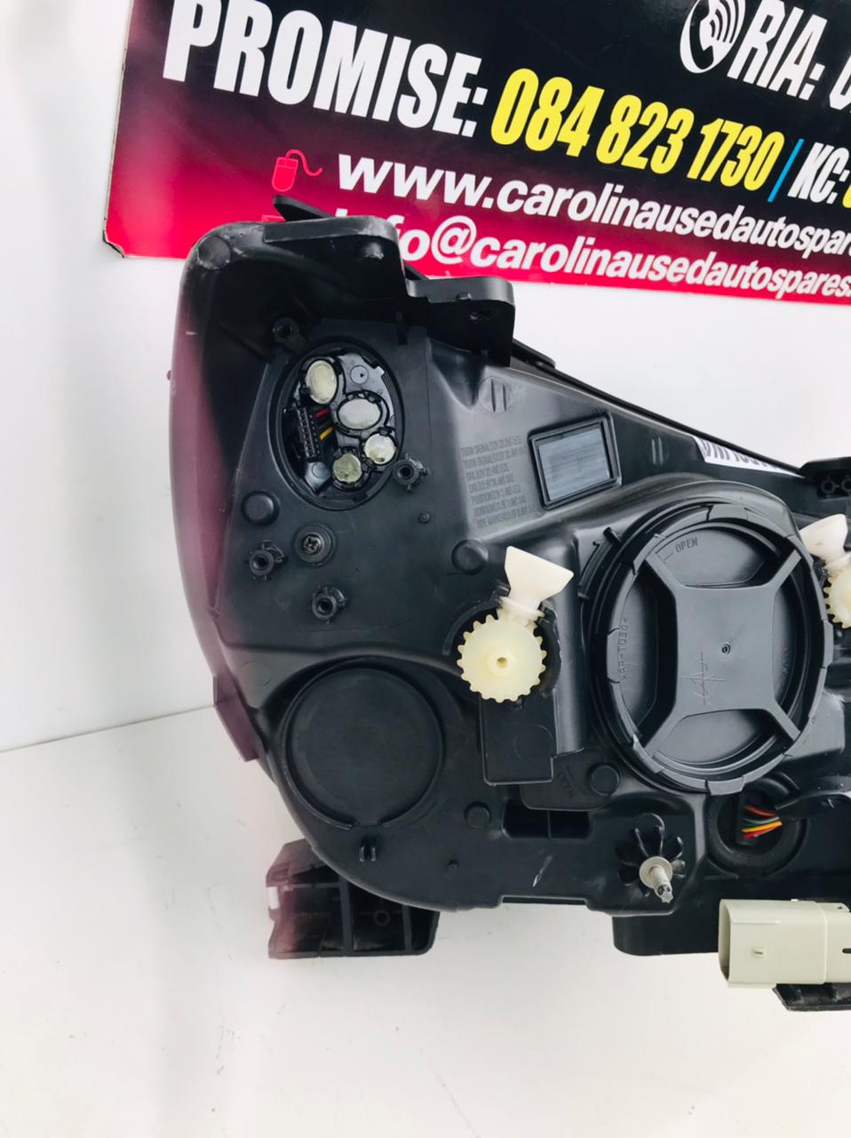 Opel Mokka left side LED xenon headlight - Private Seller