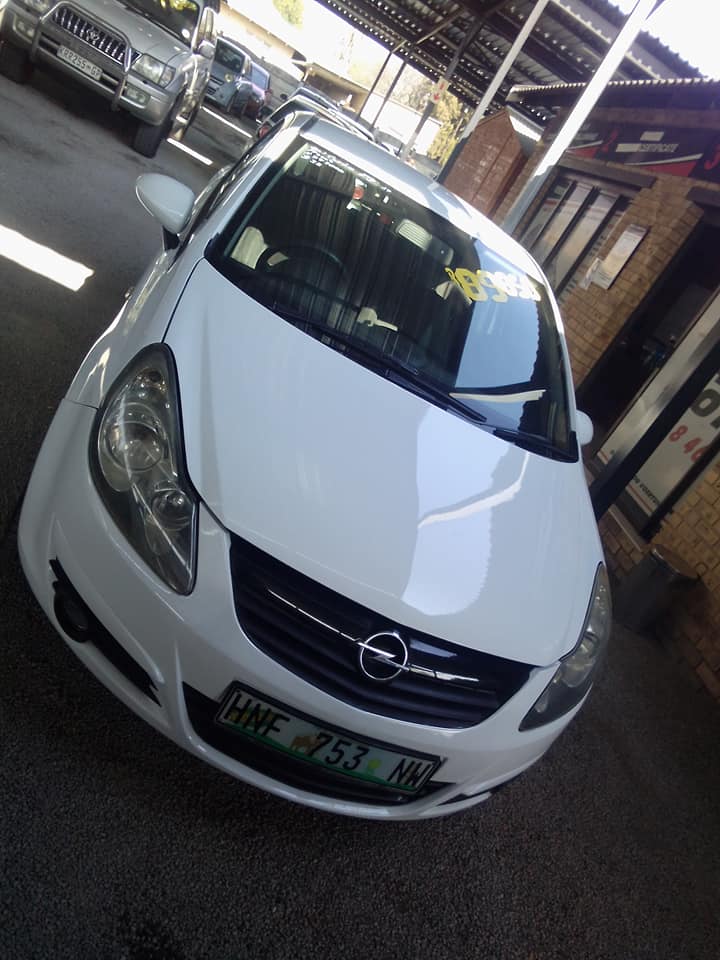Used 2003 Opel Corsa 1.7DTi Elegance - Private Seller Used 2003 Opel Corsa 1.7DTi Elegance - Private Seller