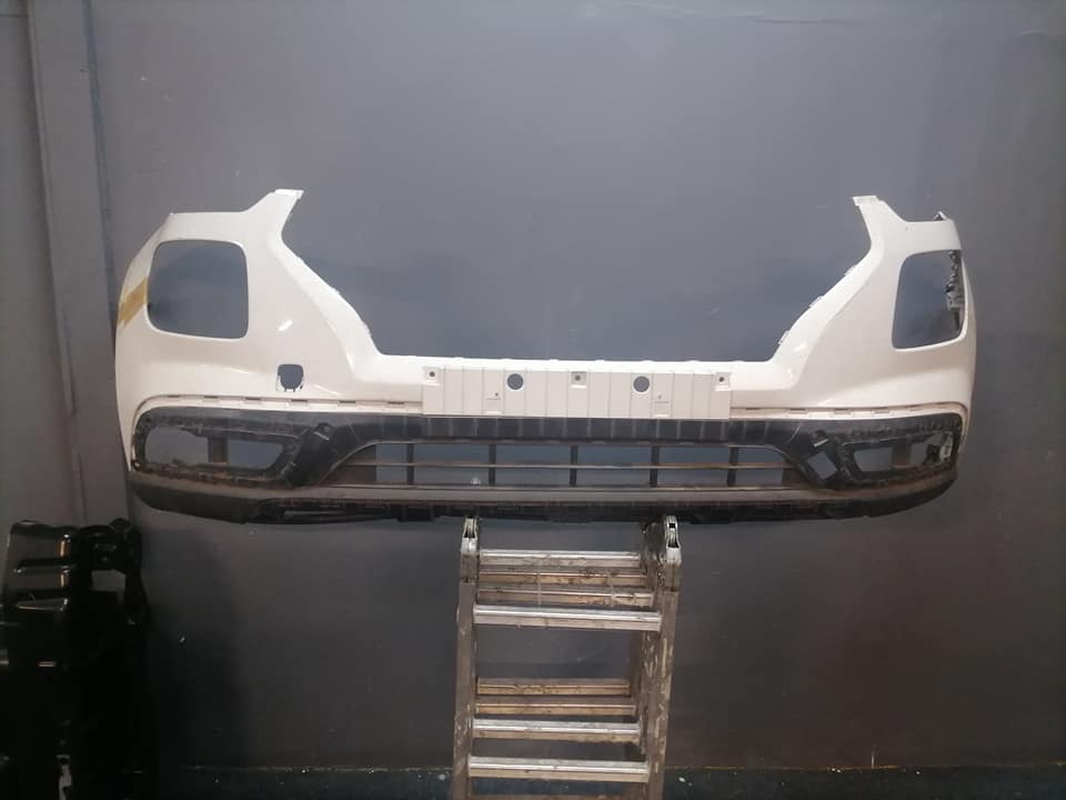 Hyundai Venue white bumper DM or contact number in the description for assistance. - Private Seller Hyundai Venue white bumper DM or contact number in the description for assistance. - Private Seller