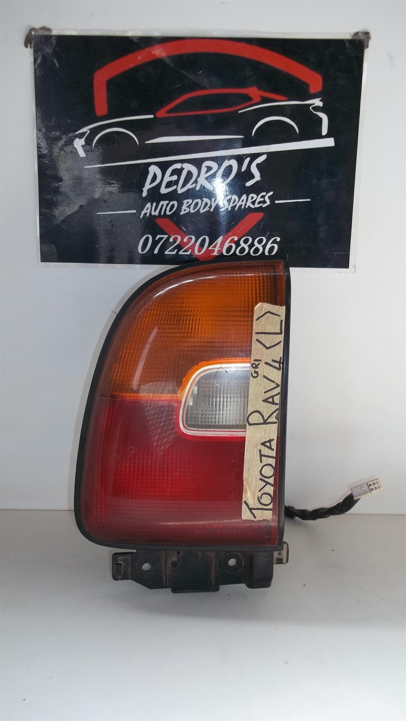 Toyota Rav 4 tail light (Left) - Private Seller Toyota Rav 4 tail light (Left) - Private Seller