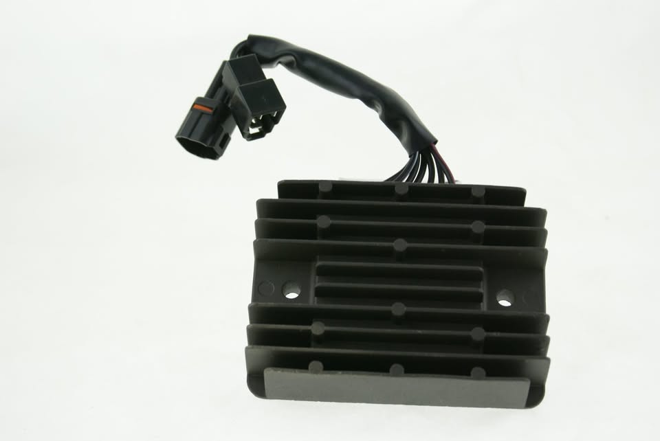 VOLTAGE REGULATOR