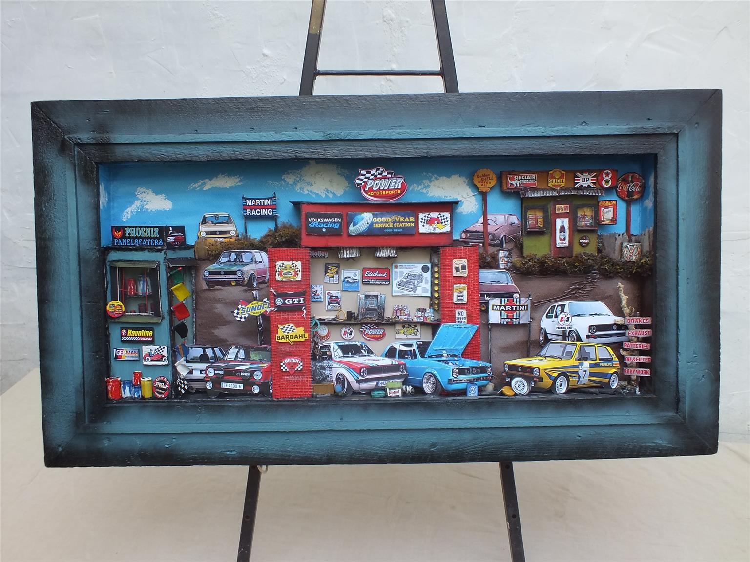 Vintage City Golf Garage 3 D Diorama for Sale