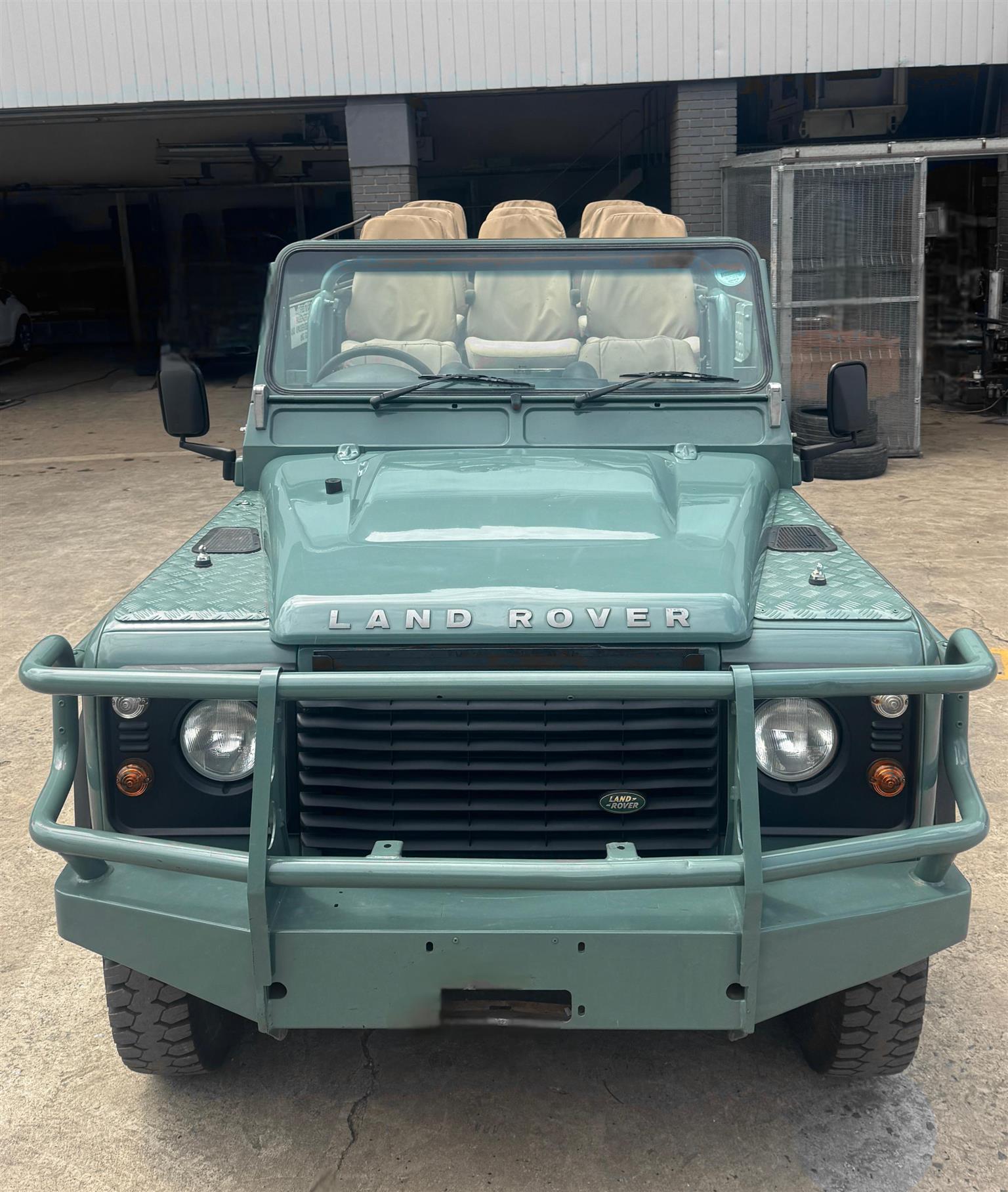 Land Rover Defender 130  - Safari Game Viewer 2.4 TD PUMA