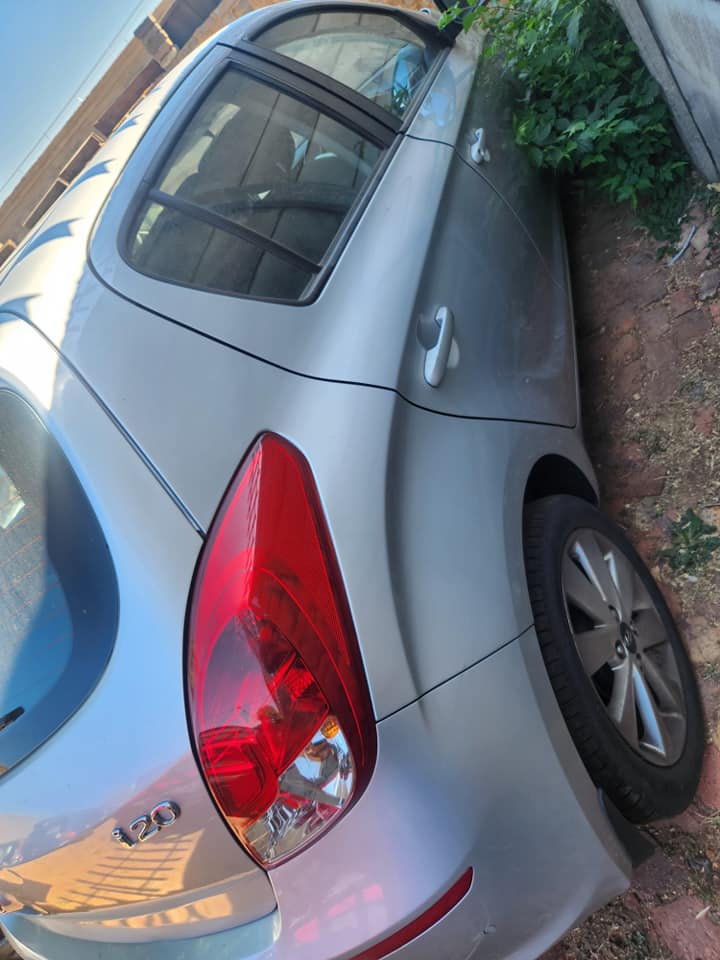 2012 #Hyundai #i20 #SILVER #Spares #Stripping #JohannesburgSouth