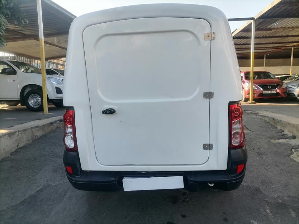 2019 Nissan Np200 1.6i Bakkie with a Canopy