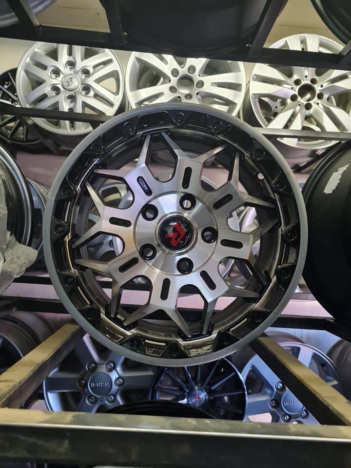 Toyota Hilux vvti brand new alloy mags size 15 - Private Seller