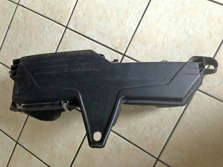 BMW F30 air filter box
