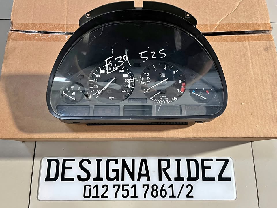 BMW E39 525i INSTRUMENT CLUSTER AVAILABLE. - Private Seller BMW E39 525i INSTRUMENT CLUSTER AVAILABLE. - Private Seller