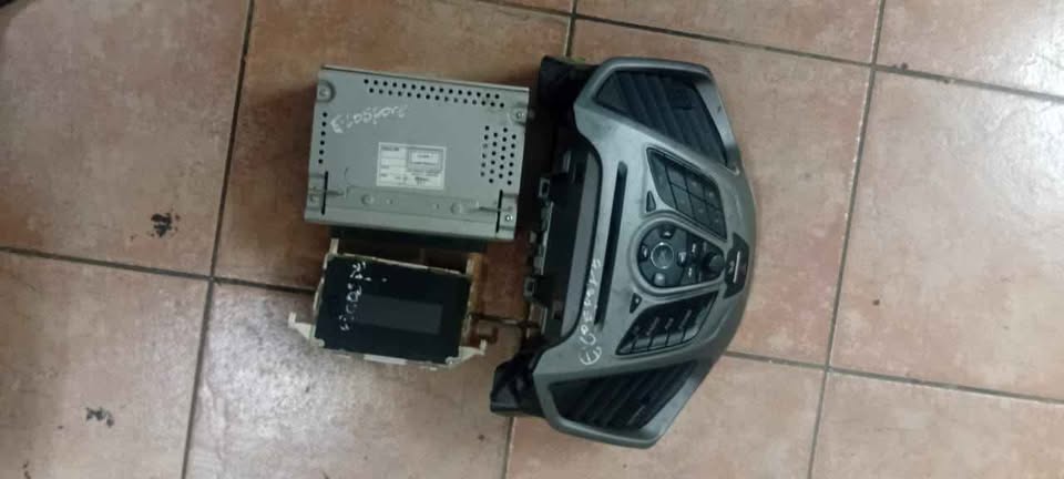 Ford Ecosport Complete Radio System - Private Seller
