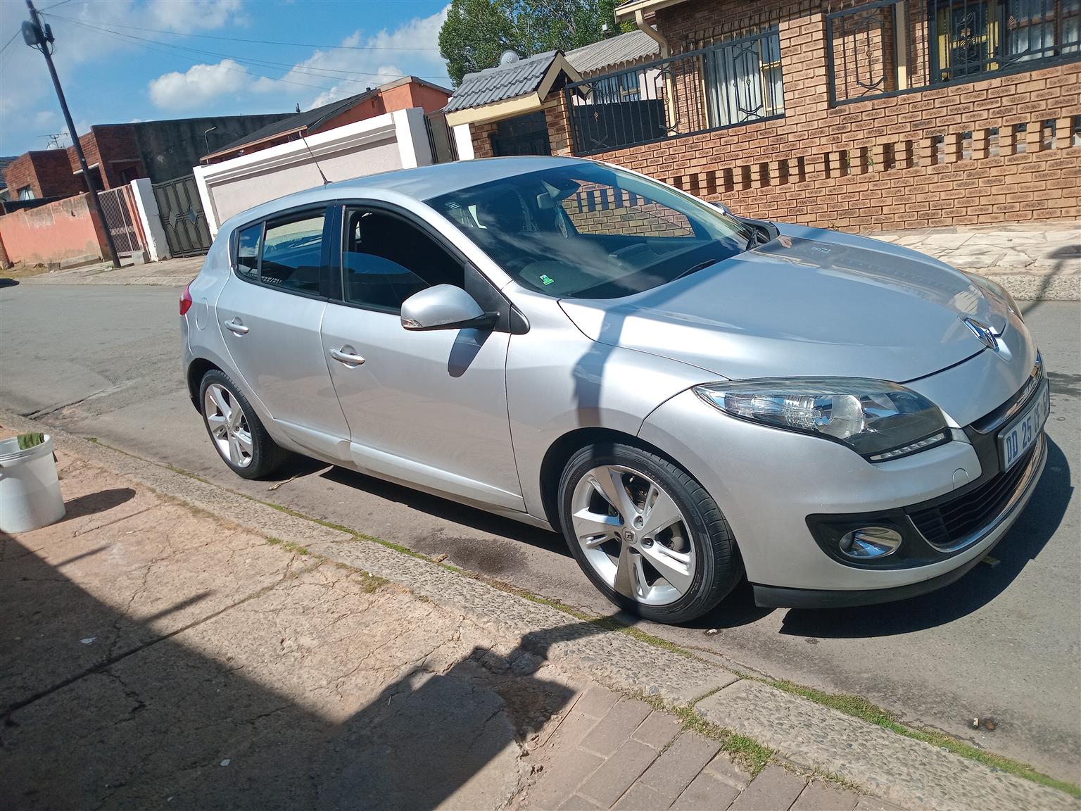 Used 2014 Renault Megane Mégane 1.5dCi Authentique 5-door - Private Seller Used 2014 Renault Megane Mégane 1.5dCi Authentique 5-door - Private Seller