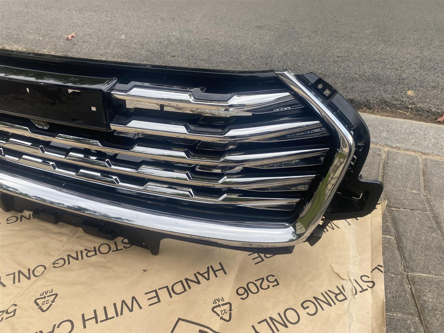 2023 HAVAL JOLION RADIATOR GRILLE FOR SALE. IN EXCELLENT CONDITION - Private Seller