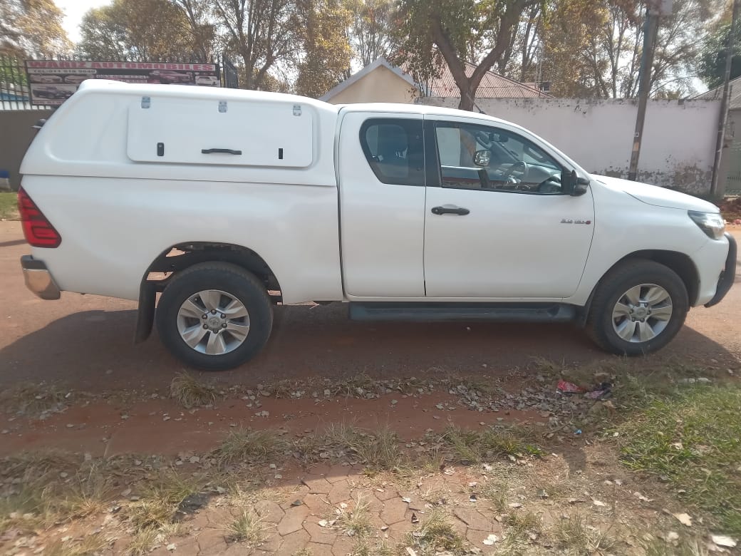 Used 2018 Toyota Hilux 2.4GD-6 Xtra cab SRX - Private Seller Used 2018 Toyota Hilux 2.4GD-6 Xtra cab SRX - Private Seller