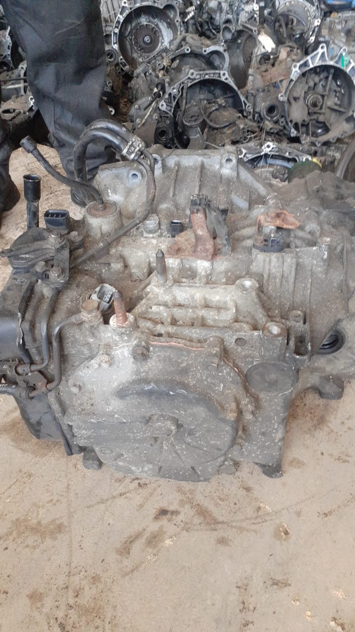 TUCSON D4EA 4X4 AUTO GEARBOX AVAILABLE
