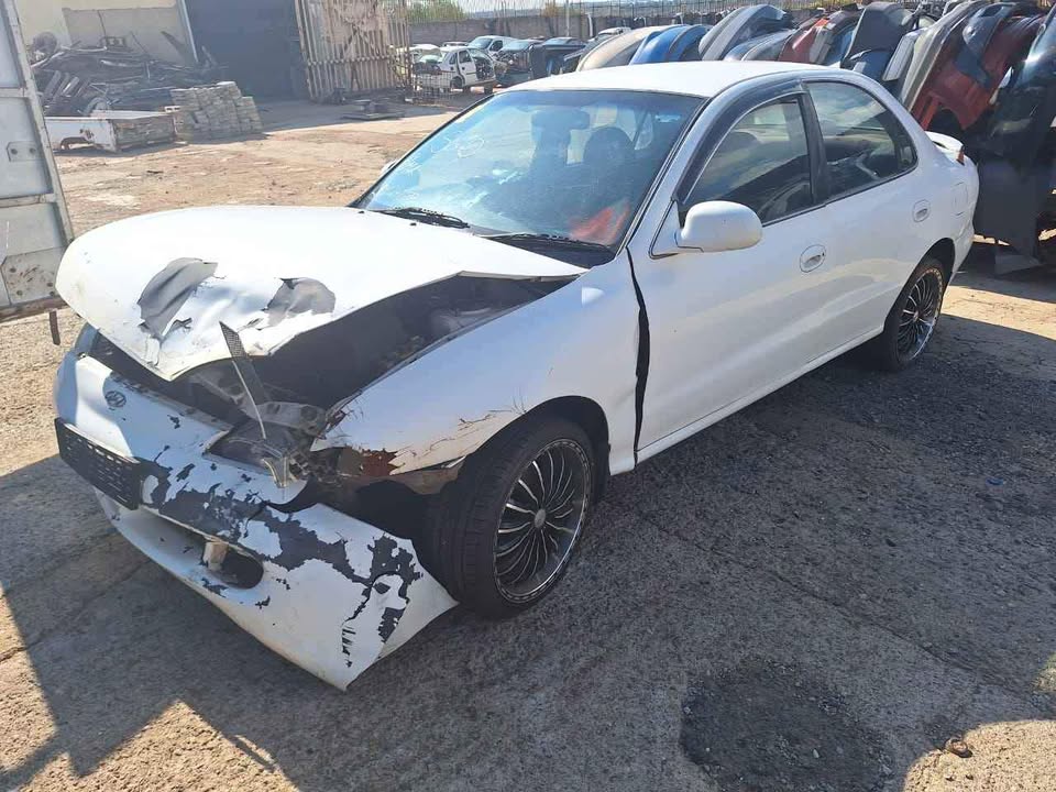 Hyundai Elantra J2 Stripping For Spares!! - Private Seller Hyundai Elantra J2 Stripping For Spares!! - Private Seller