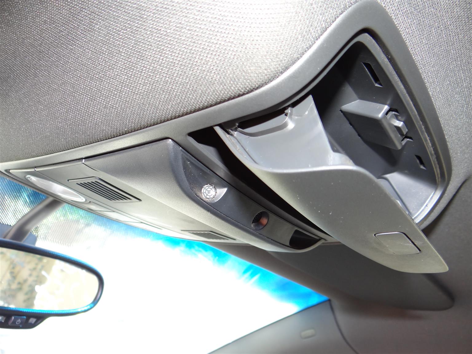 VW Scirocco front roof console