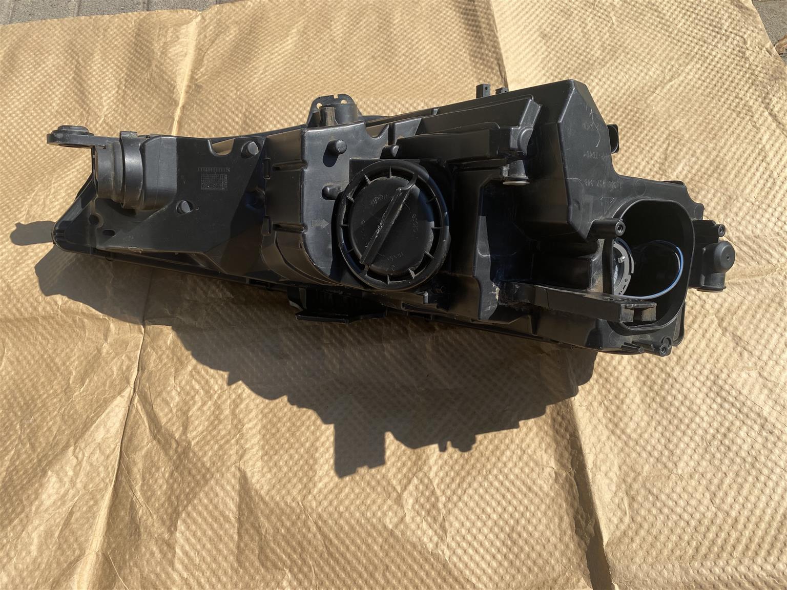 2018 AUDI A4 B9 XENON HEADLIGHT LEFT SIDE FOR SALE. IN EXCELLENT CONDITION - Private Seller 2018 AUDI A4 B9 XENON HEADLIGHT LEFT SIDE FOR SALE. IN EXCELLENT CONDITION - Private Seller