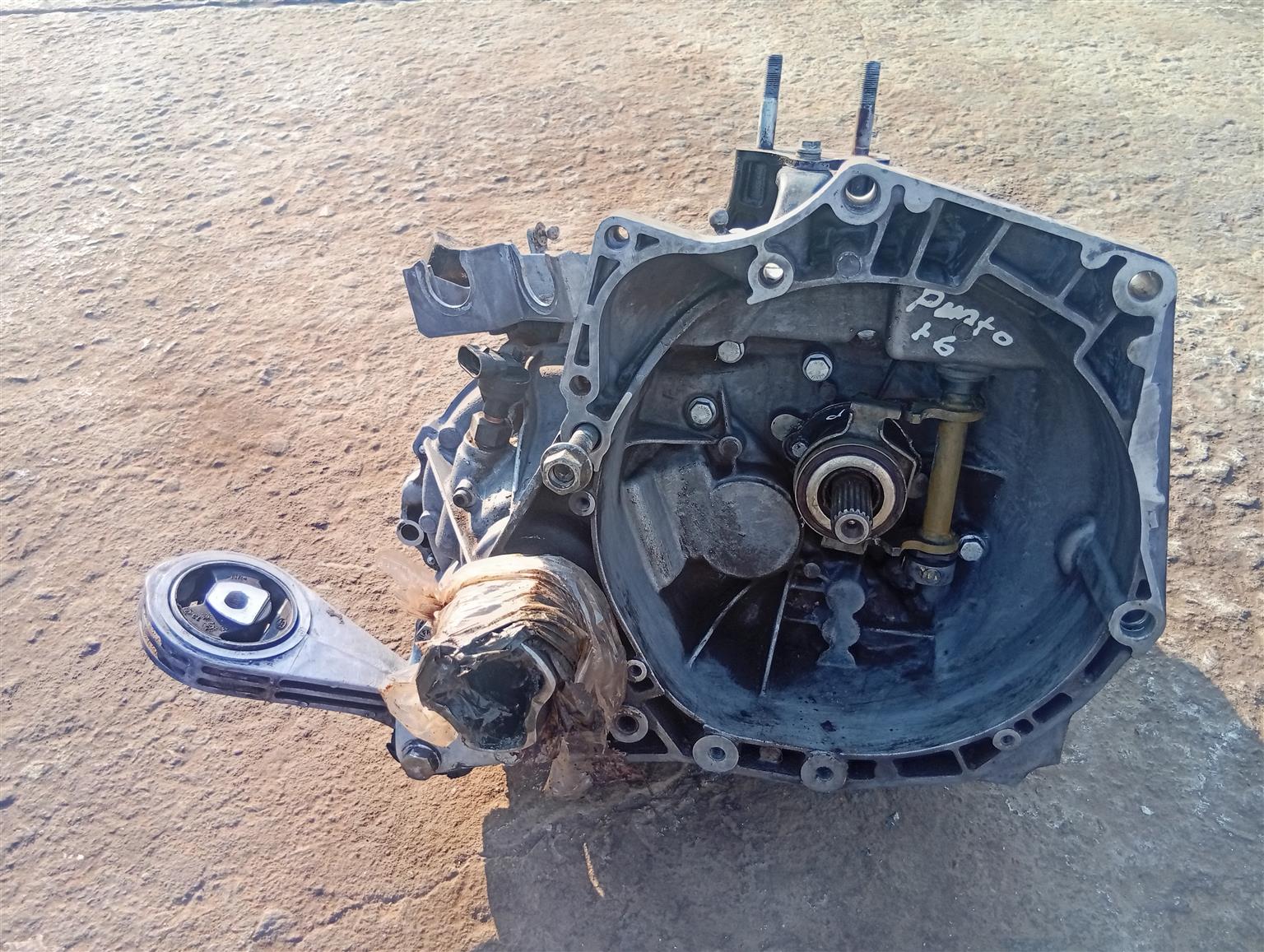 Fiat Punto 16v manual gearbox - Private Seller Fiat Punto 16v manual gearbox - Private Seller