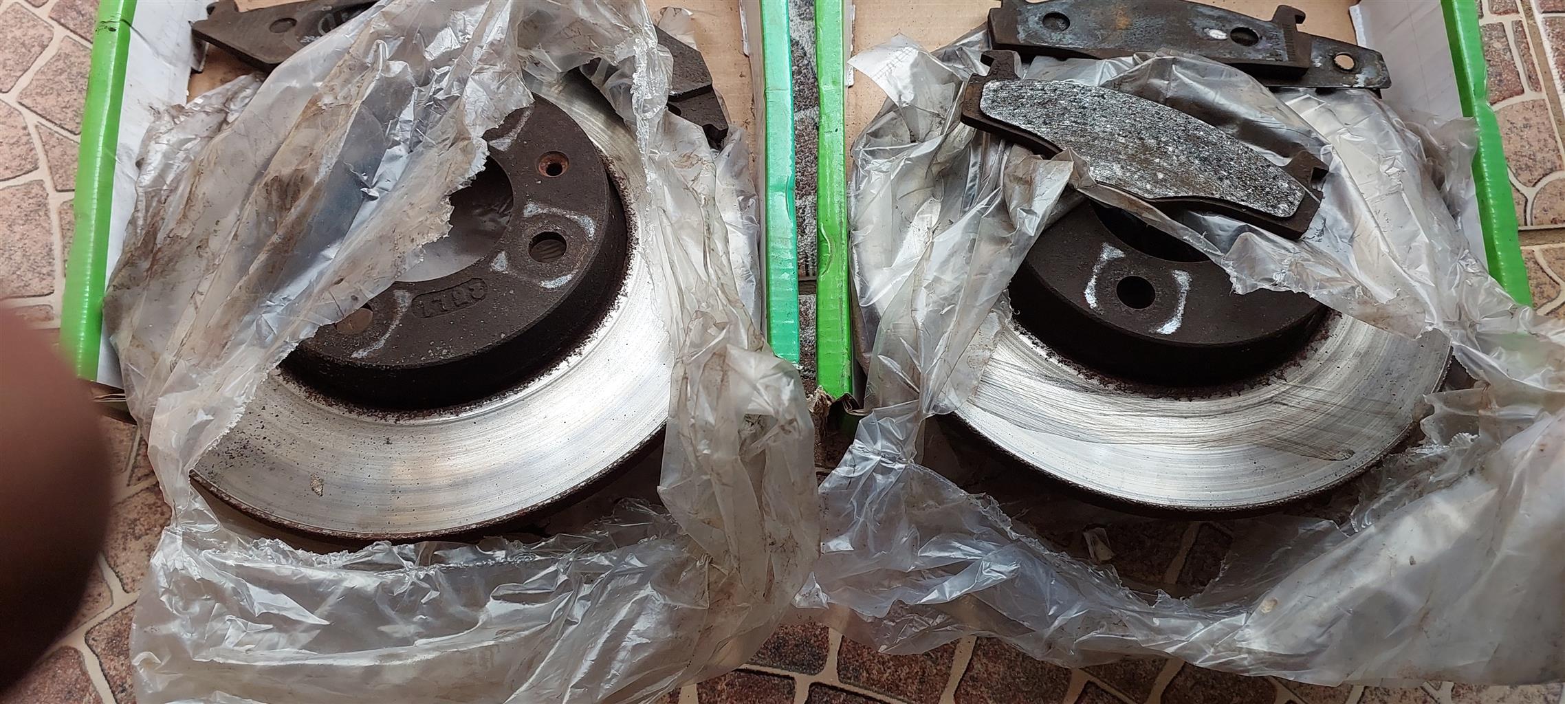 Vw golf1 brake discs and pads for sale - Private Seller