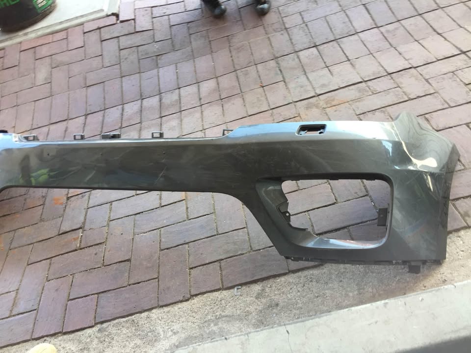 Rang Rover sport bumper for sell in good condition - Private Seller