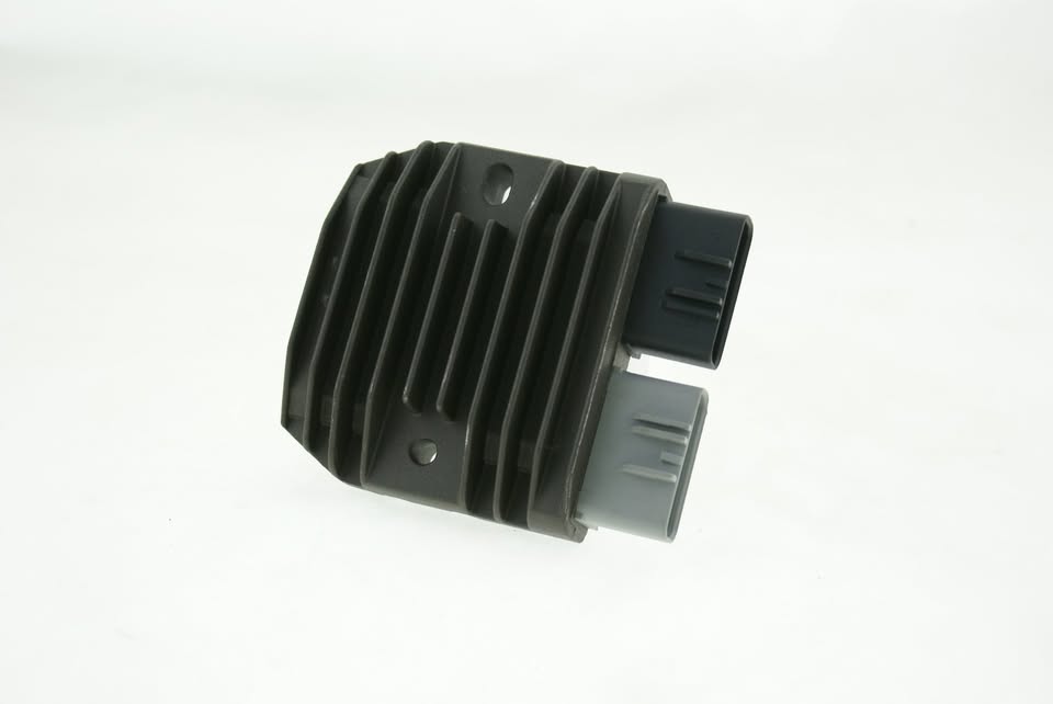 VOLTAGE REGULATOR