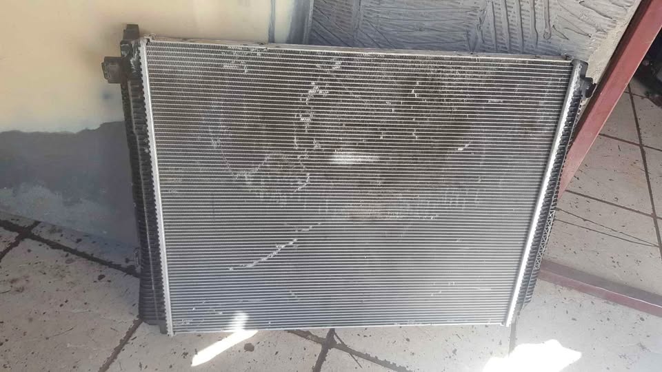BMW G20 RADIATOR - Private Seller BMW G20 RADIATOR - Private Seller