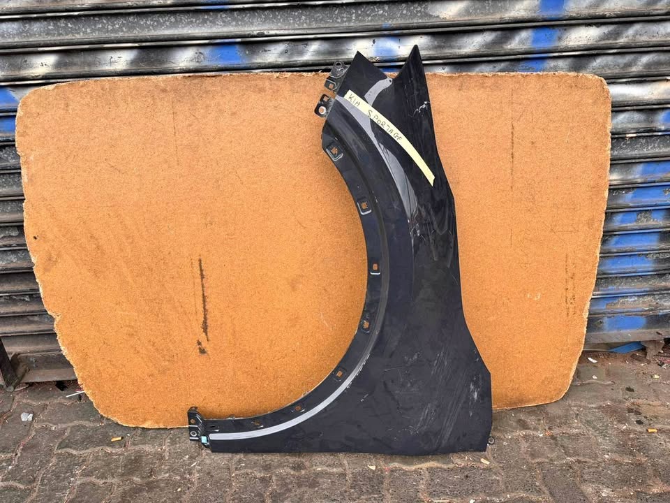 Kia Sportage Fender - Private Seller Kia Sportage Fender - Private Seller