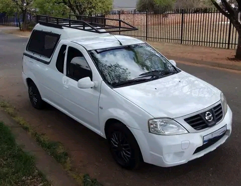 2013 Nissan NP 200 1.6 LDV