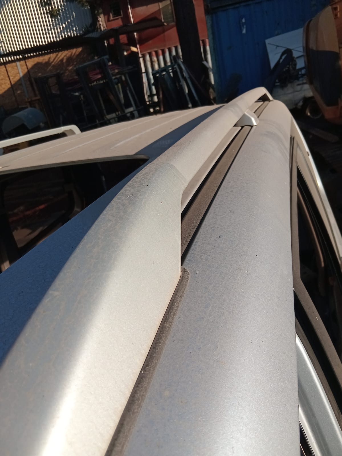 MITSUBISHI GEN 4 ROOF RAILS FOR SALE - Private Seller