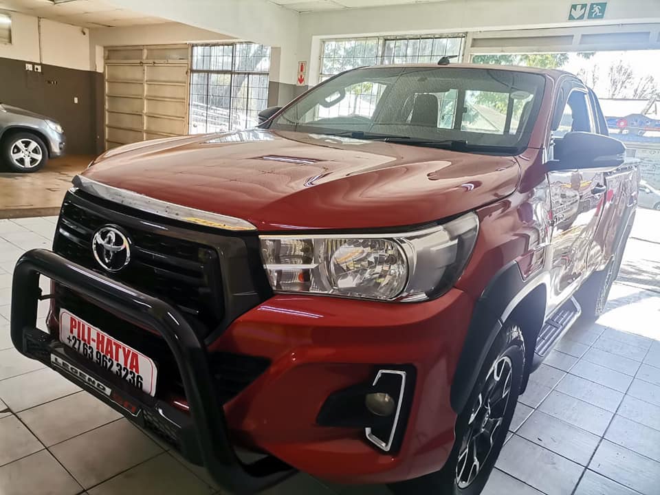 2018 TOYOTA HILUX 2.4 GD6 HIRADER SINGLE CAB MANUAL