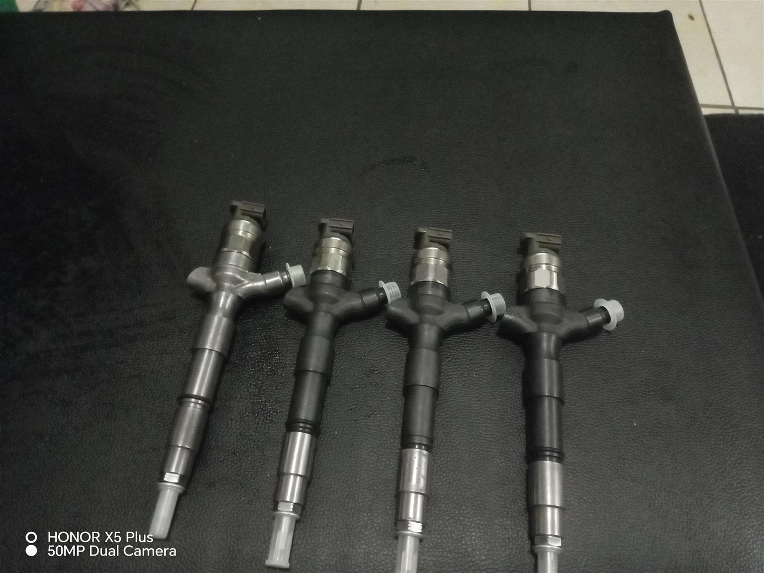 Injectors GEN 2 2KD 2.5litre and1KD GEN 3.0litre - Private Seller Injectors GEN 2 2KD 2.5litre and1KD GEN 3.0litre - Private Seller