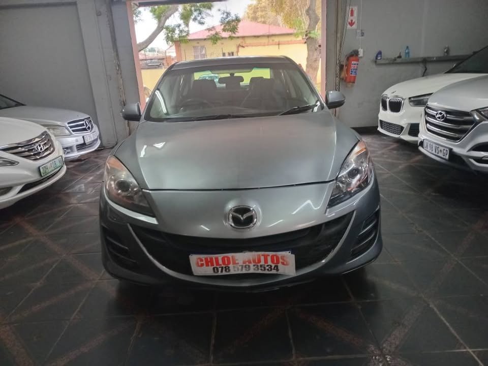 2012 Mazda 3 1.6 Dynamique Petrol,Manual Grey 91000km