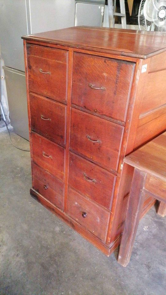 Vintage cupboard with 8 drawers (1330 x 850 x 700)