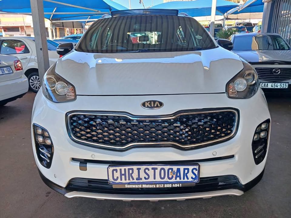 2017 model Kia Sportage GT-line hatchback Manuel Transmission petrol 2.0 engine capacity