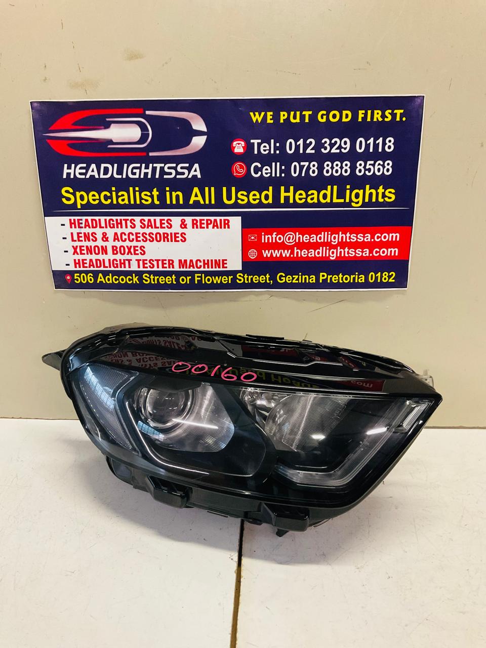Ford Ecosport right side active halogen headlight - Private Seller