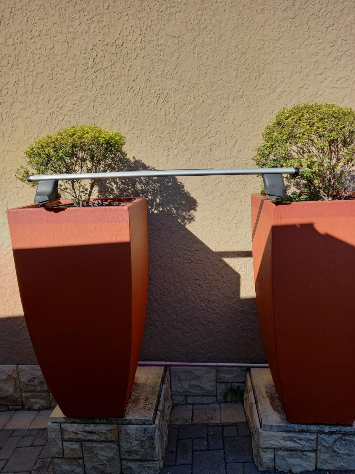 THULE ROOF CARRIER - Private Seller