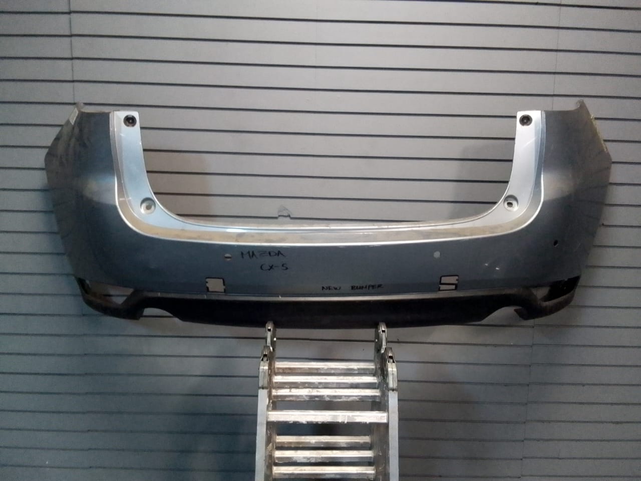 (2017-2020) MAZDA CX5 REAR BUMPER - Private Seller (2017-2020) MAZDA CX5 REAR BUMPER - Private Seller