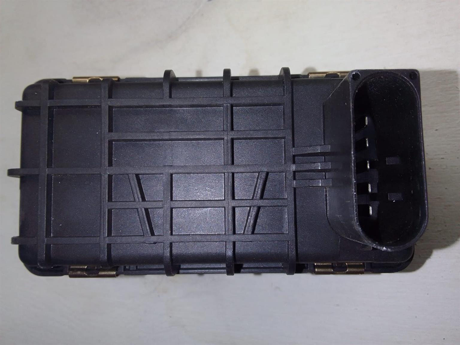Mercedes Benz W204 646 Turbo Actuator for sale - Private Seller Mercedes Benz W204 646 Turbo Actuator for sale - Private Seller