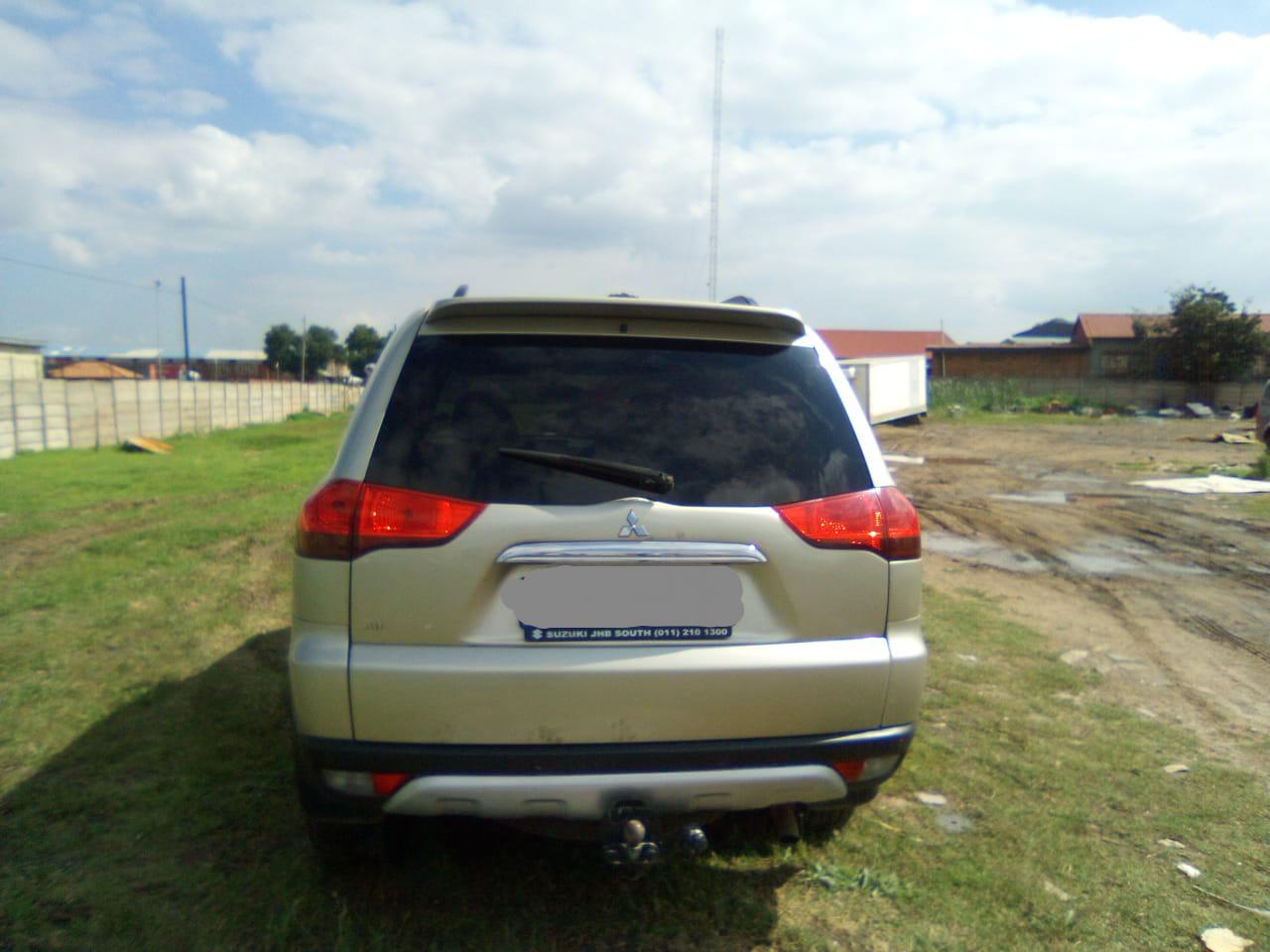 Used 2010 Mitsubishi Pajero Sport 3.2DI-D GLS auto - Private Seller Used 2010 Mitsubishi Pajero Sport 3.2DI-D GLS auto - Private Seller