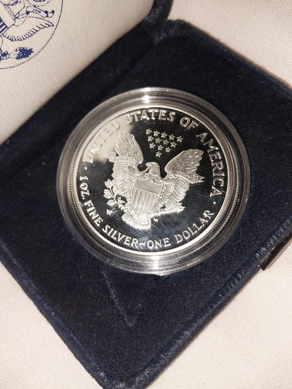 1 USA Fine silver Dollar in original packaging