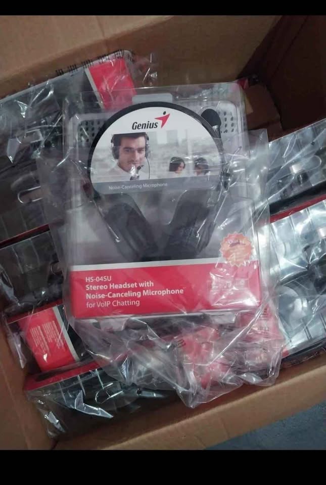Genius stero headset with noise canceling microphone