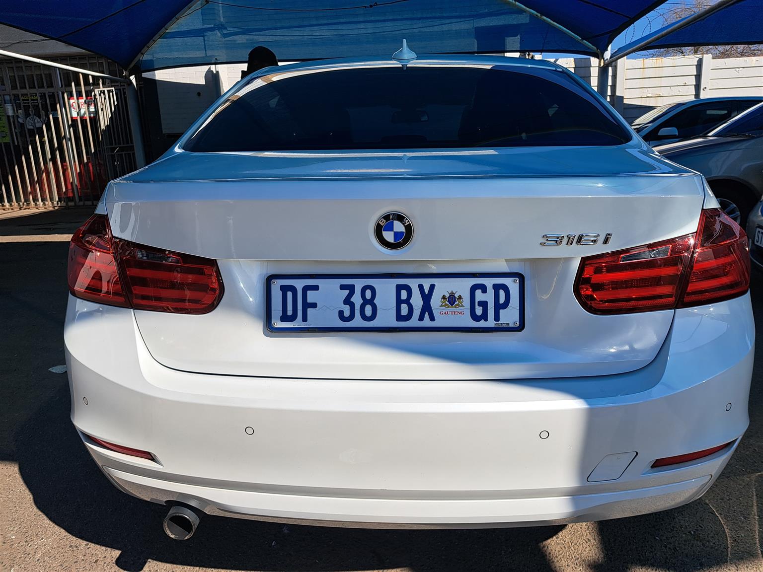 BMW 116i F30 AUTO