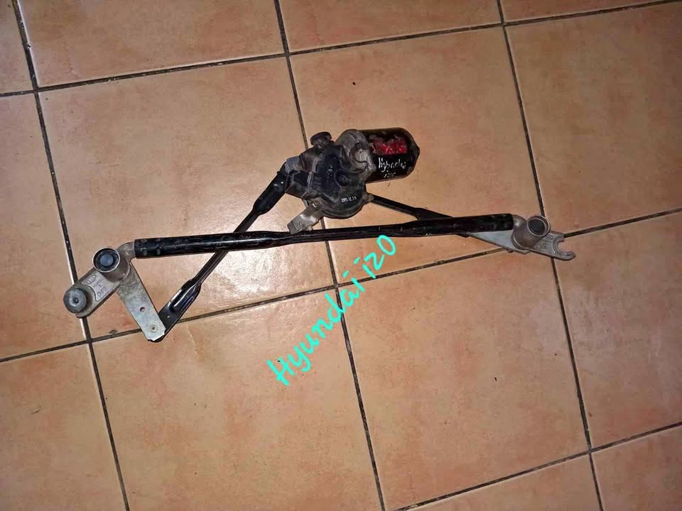 Hyundai i20 wiper linkeage