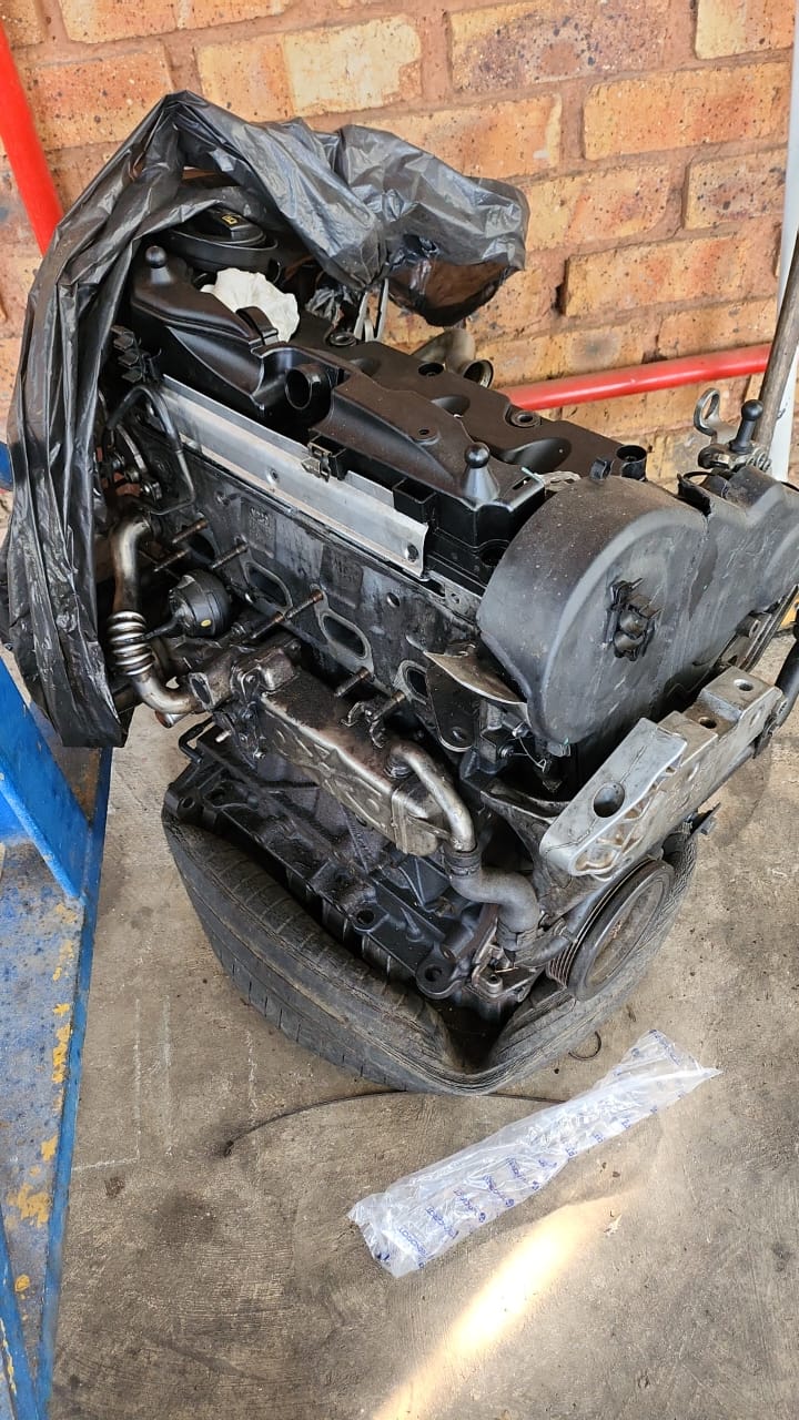 VW Jetta 1.6 Tdi engine 2010 for sale.