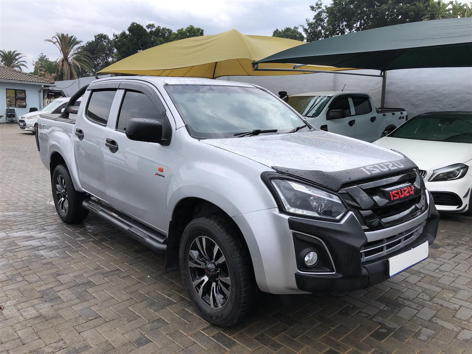 Used 2019 Isuzu KB 250D-Teq double cab 4x4 X-Rider - Private Seller Used 2019 Isuzu KB 250D-Teq double cab 4x4 X-Rider - Private Seller