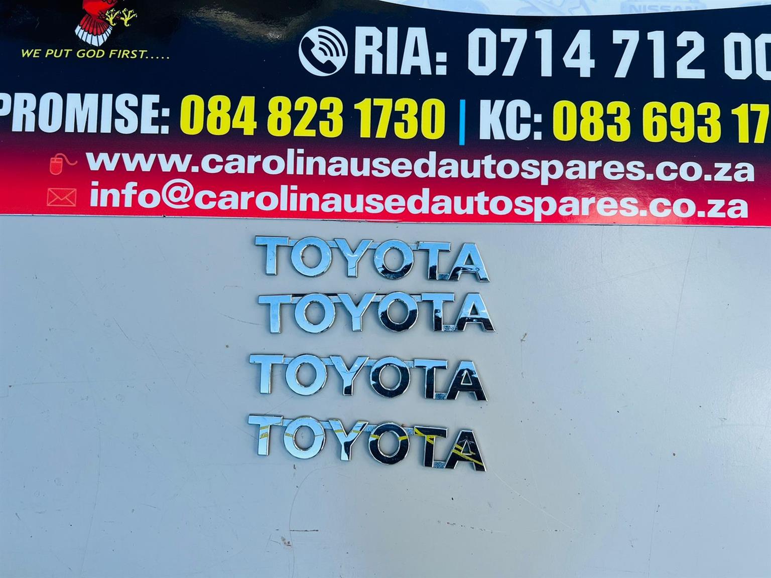 Toyota Hilux nameplate/emblem tailgate - Private Seller