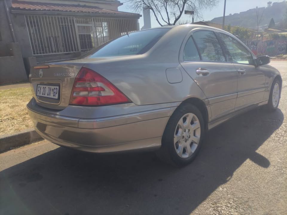 2007 Mercedes Benz C200 kompressor Automatic