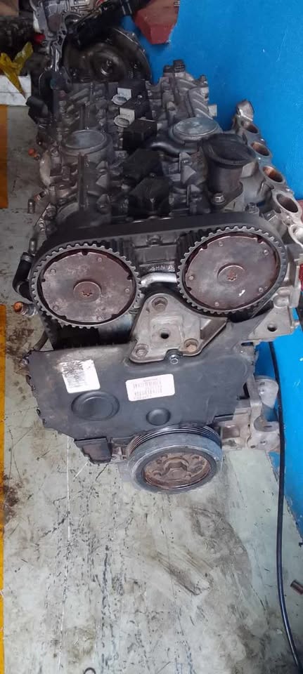 Volvo S40 T5 Engine as Head Block and Sump For Sale - Private Seller