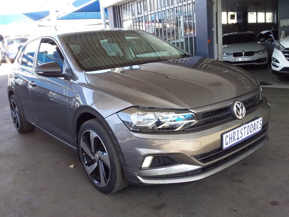 2018 model VW polo 8 comfort line manual petrol
